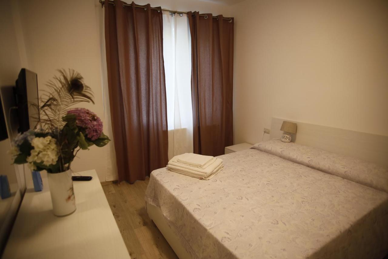 Lar Apartment Focşani Exteriér fotografie