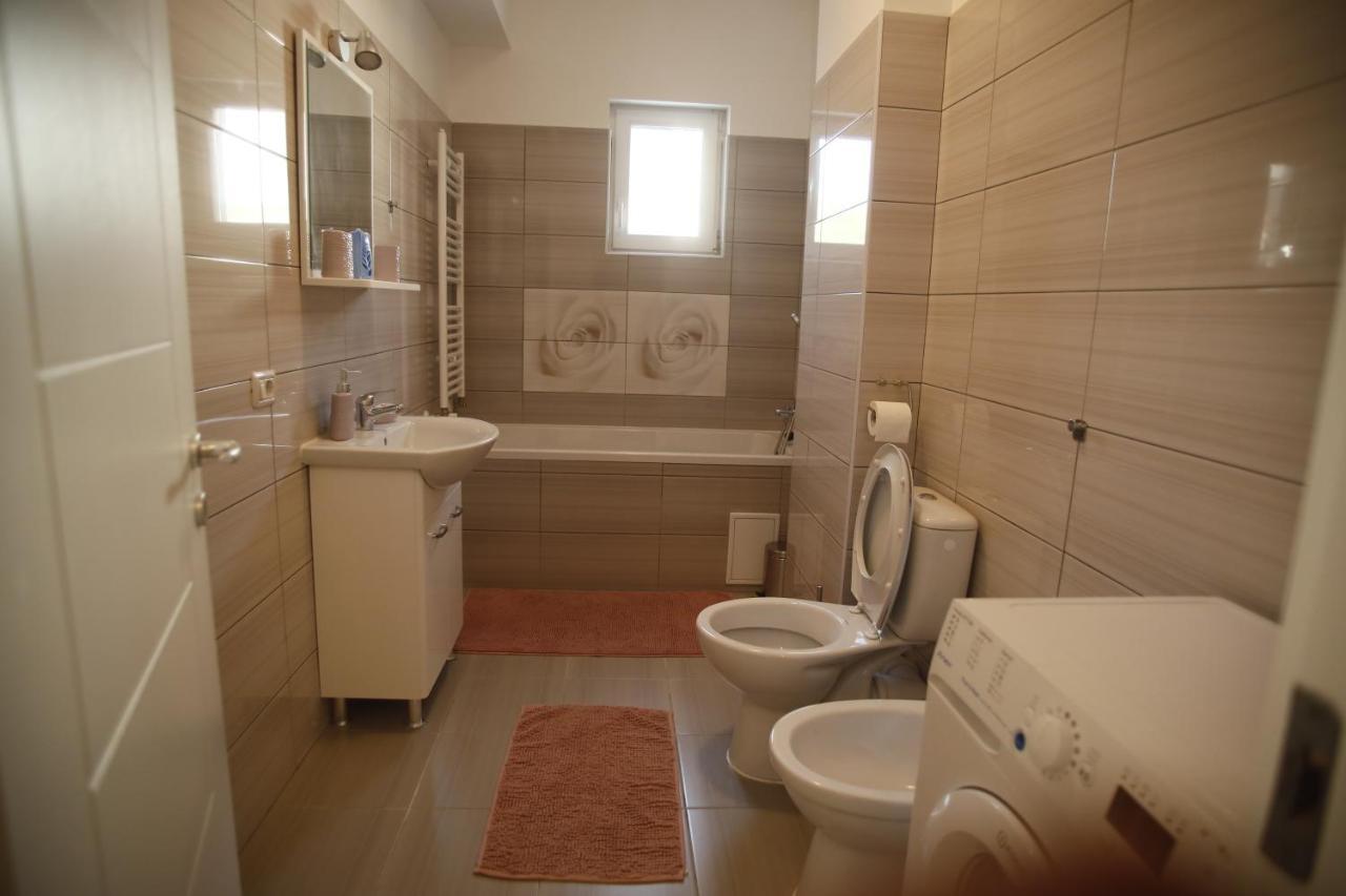 Lar Apartment Focşani Exteriér fotografie