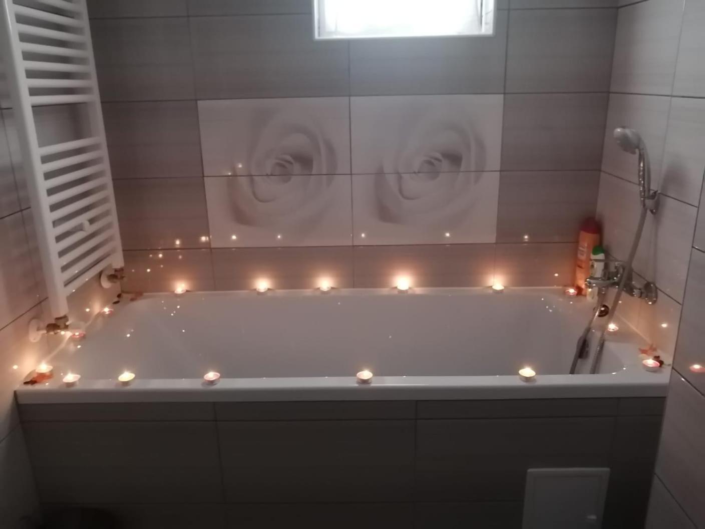 Lar Apartment Focşani Pokoj fotografie